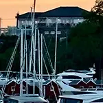 Idyllisk Rekreasjonsleilighet Naer Sjo Apartamento *