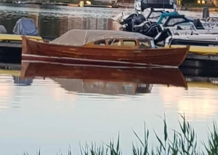 Idyllisk Rekreasjonsleilighet Naer Sjo *